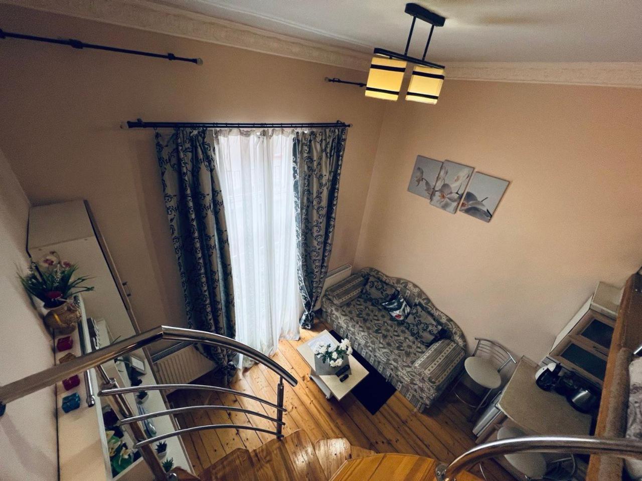 Apartment In The City Center Mini Івано-Франківськ Екстер'єр фото